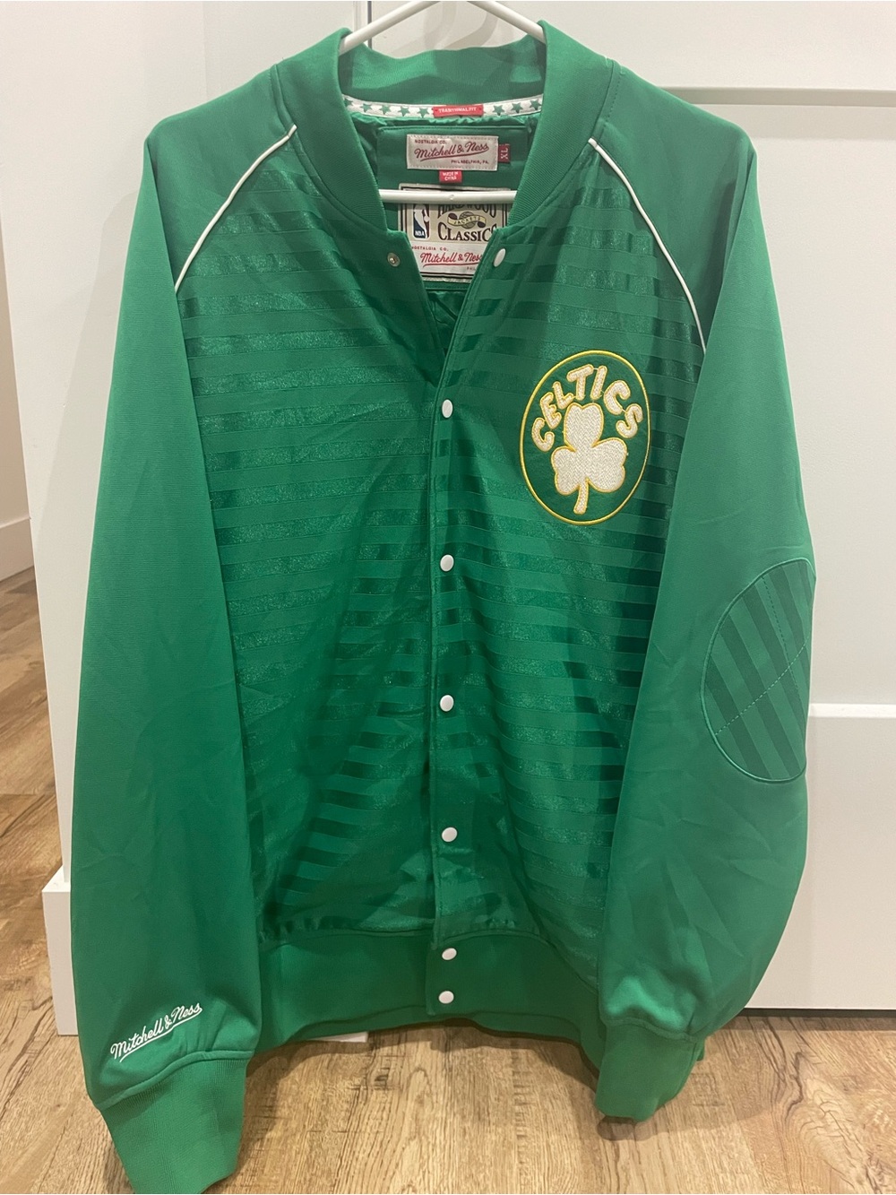 Mitchell & Ness Boston Celtics Green and White Satin-Style Jacket